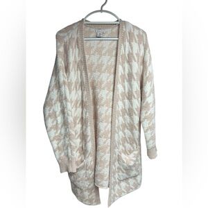 Sincerly Jules Women’s Medium Cream Geometric Shape‎ Sweater Shawl